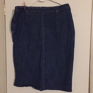 Napa Valley plus size denim skirt